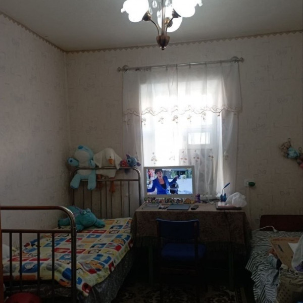 Фото Продам большой, блочный дом район 11 поликлиники