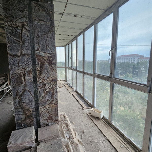 Продам 4к 326м2 Площадь ВОВ