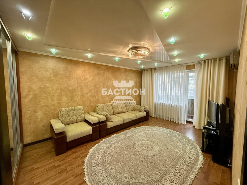 2-комнатная квартира, квартал Ватутина, 27А ID:2080807