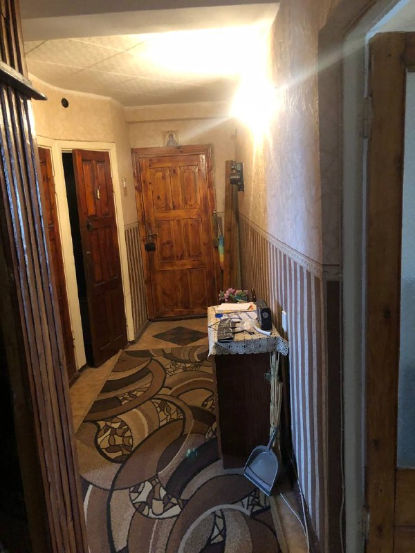 Фото Продаётся 4-комнатная квартира кв. Шахтёрский, д. 14