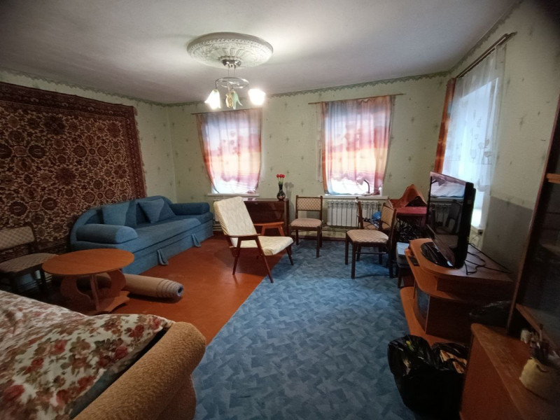 Фото Дом р-н к/т "Родина"