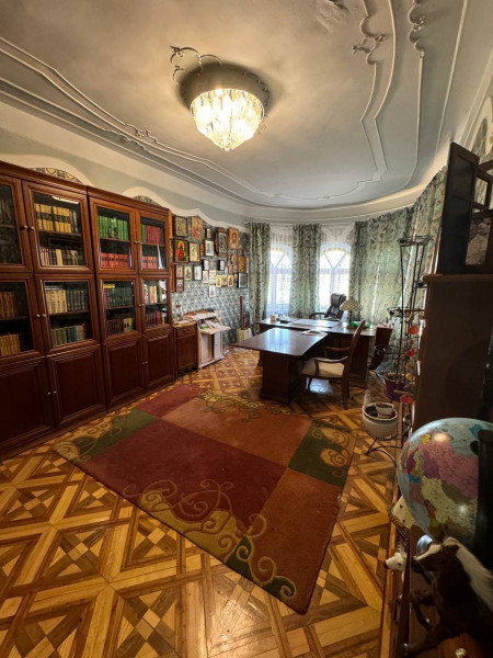 Фото Большой дом в Петровском ( пригород Красного луча ) 438м²