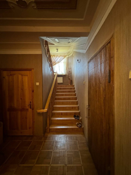 Фото Большой дом в Петровском ( пригород Красного луча ) 438м²