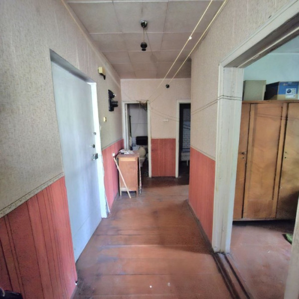 Продам 2-х комнатную квартиру в р-не станции Кондрашевская-Новая Станицы Луганской по ул. Школьная