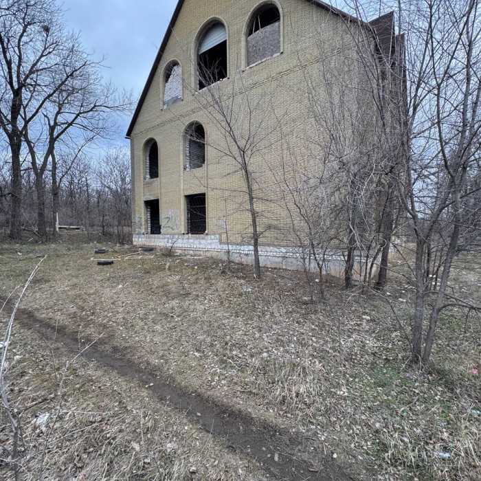 Фото Продам недостроенный дом в г. Луганске (верхний Камброд)