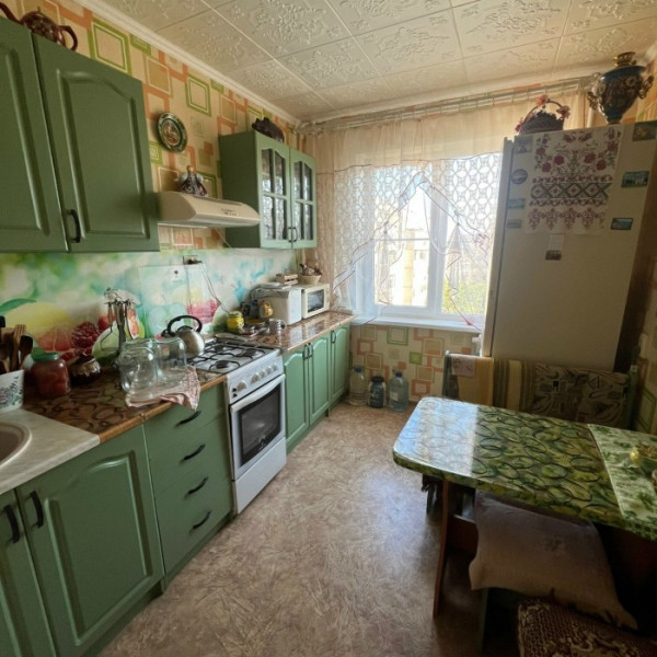 7474 Продам 3х комн. квартиру в р-не Храма