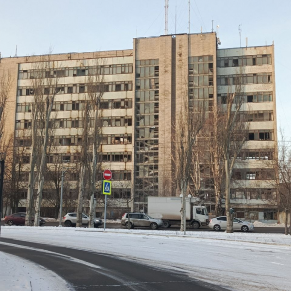 Фото Продам 9 этажное здание на ул. Оборонная