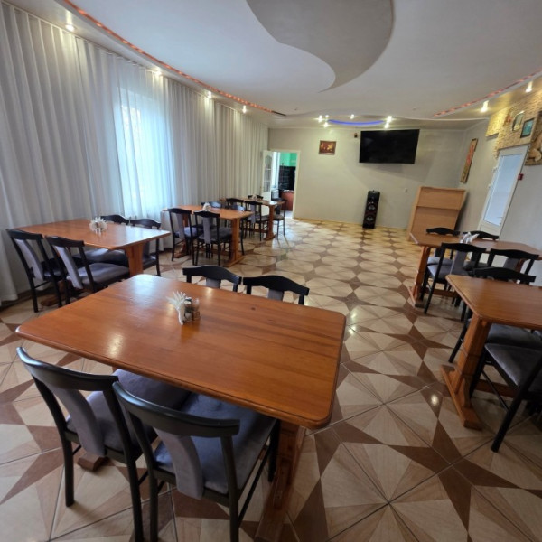 Фото Продам ресторан 200 м2 в городе Луганск
