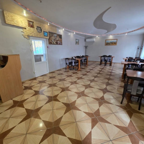 Фото Продам ресторан 200 м2 в городе Луганск