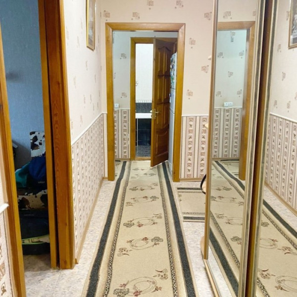 Фото Продам 2-х комнатную квартиру на кв. Южный.