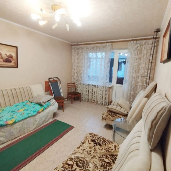 Фото Продам 2-х комнатную квартиру на кв. Южный.