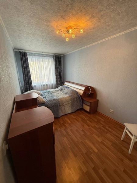 Фото СДАМ НА ДЛИТЕЛЬНЫЙ СРОК 2-Х КОМНАТНУЮ КВАРТИРУ (Стаханов, ул. Курченко, 4)