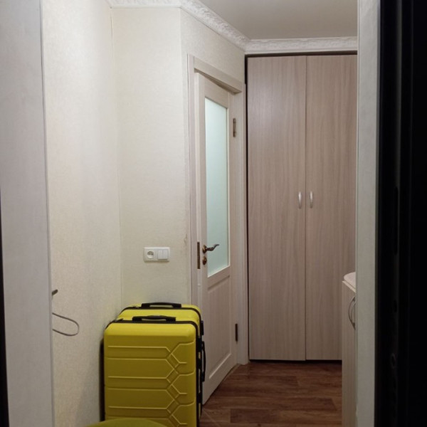 Фото Продам 1 комнатную квартиру, г. Луганск, кв. Шевченко