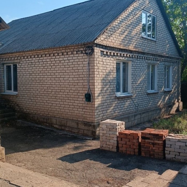 7506 Продам дом, пгт. Бугаевка