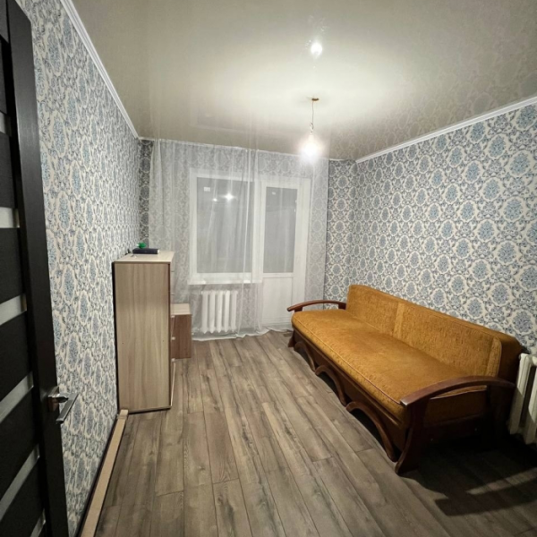 Фото Продам 3к квартиру на кв. Дзержинского с ремонтом,74м2