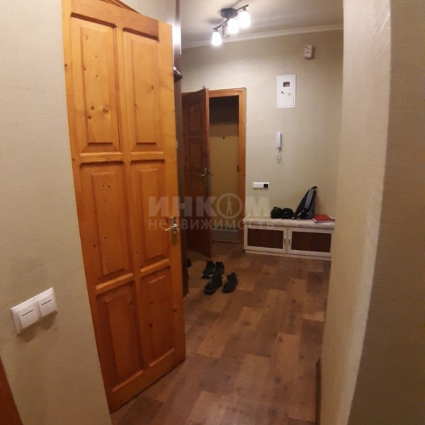 Фото Продам 2к 15-я Линия с А.О.