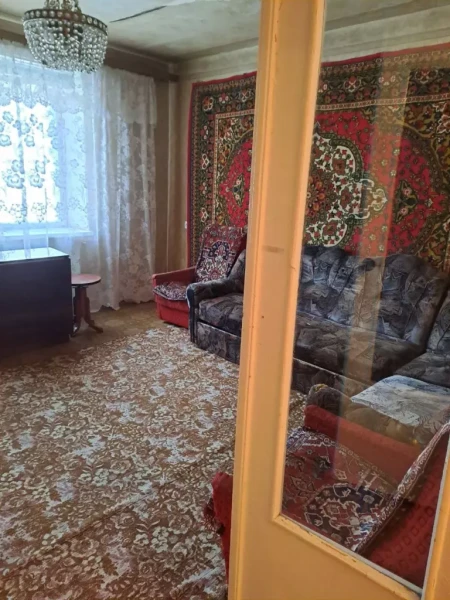 Фото 2- к квартира в районе ТРЦ СТОЛИЦА г. Алчевск #1026