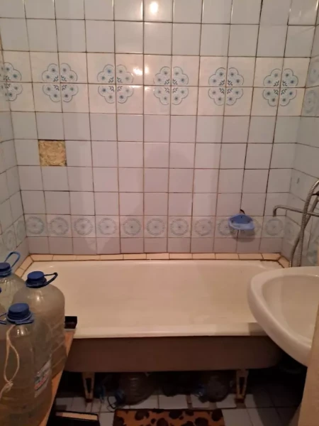 Фото 2- к квартира в районе ТРЦ СТОЛИЦА г. Алчевск #1026