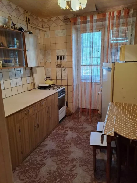 Фото 2- к квартира в районе ТРЦ СТОЛИЦА г. Алчевск #1026