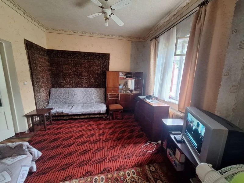 Фото Продаётся 3-комнатный дом в городе Стаханов, ул. Кирова.