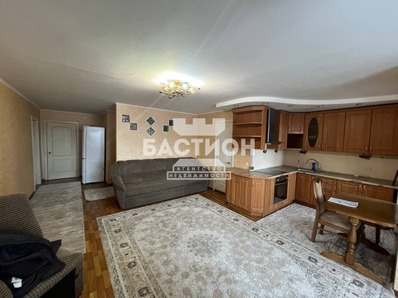 Фото 3-х комнатная квартира, квартал Мирный, 4А, ID:1999303