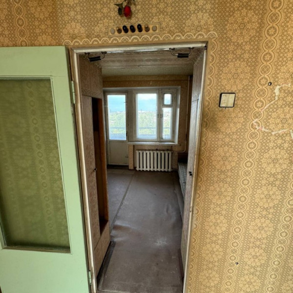 Фото Продается двух комнатная квартира, на квартале Якира, дом 9