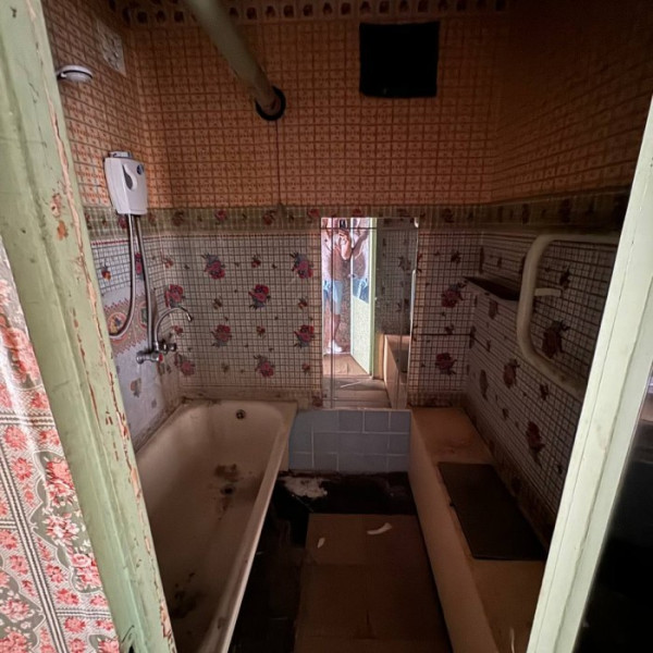 Фото Продается двух комнатная квартира, на квартале Якира, дом 9