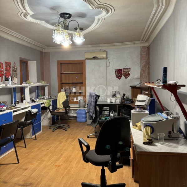 Фото Продам дома с участками по ул.Ленина (можно под бизнес)