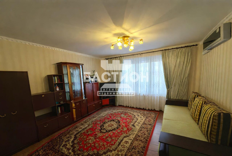Фото 3-х комнатная квартира, улица Анри Барбюса, 18, ID: 2052679