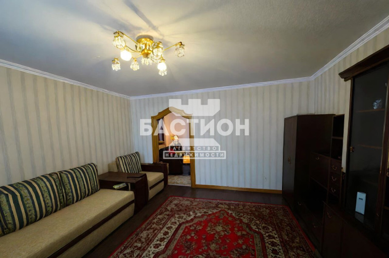 Фото 3-х комнатная квартира, улица Анри Барбюса, 18, ID: 2052679
