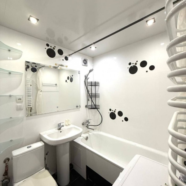 Фото Продам 2-к квартиру Городок Пархоменко, г. Луганск