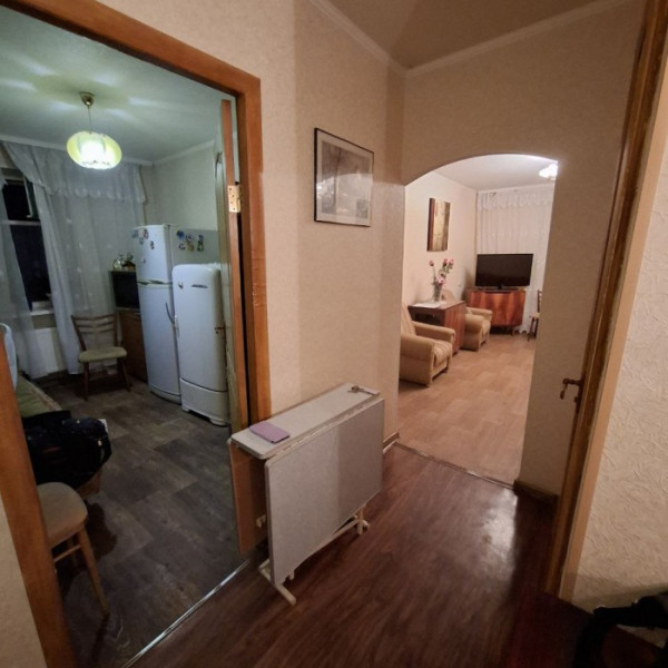 Продам 3-х комн квартиру на кв 50 лет Октября