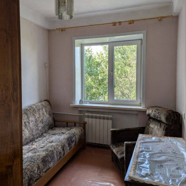 Фото Продам 3-комнатную квартиру кв. Ватутина (р-н маш. института) 5/5 этаж