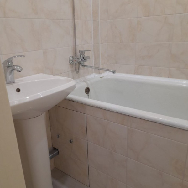 Фото № 7118 Продам 2х комн. квартиру в р-не ДК Химиков