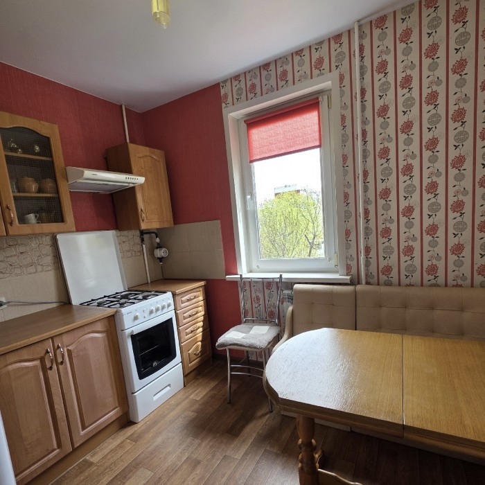 Продам 2к квартиру на кв. Степной 3/9эт