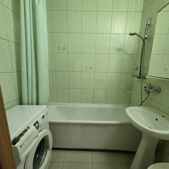 Фото Продам 2к квартиру на кв. Степной 3/9эт