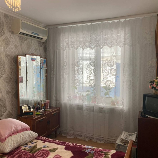 Фото Продам 4к квартиру с автономным отоплением в кирпичном доме. Ул. Тухачевского.