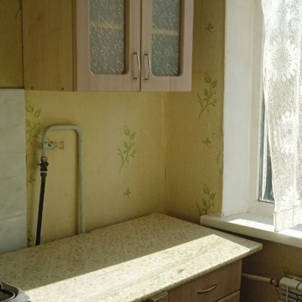 Фото Продам 3-х комнатную квартиру на кв. Комарова