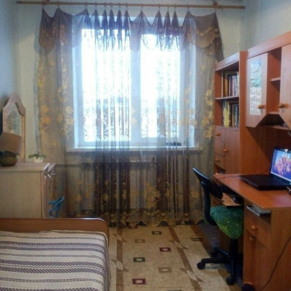 Фото Продам 3-х комнатную квартиру на кв. Комарова