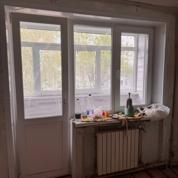 Фото ! ! ! Продам 3-кк на кв. Солнечный 5 этаж 5-го дома.