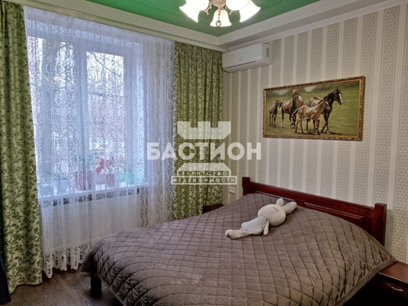 3-х комнатная квартира, ул. Горького 51, ID: 1917136