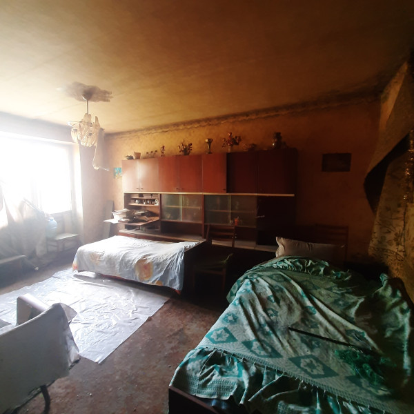 Фото №683 Продаётся 4 комн. кв-ра, г. Перевальск, ул. Ленина, р-н МФЦ.