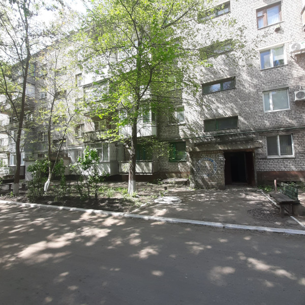 Фото №683 Продаётся 4 комн. кв-ра, г. Перевальск, ул. Ленина, р-н МФЦ.