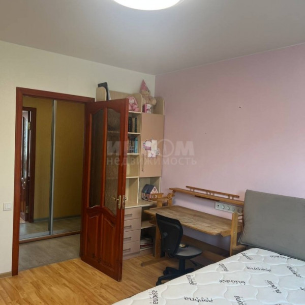 Фото Продам 2к кв. Степной 4