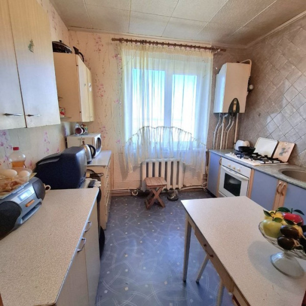 Фото Продам 3-к квартиру Кв. Волкова, г. Луганск.