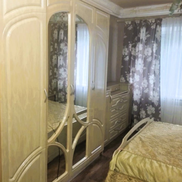 Фото № 6794 Продам 2х комн. квартиру в р-не маг. "Рина"