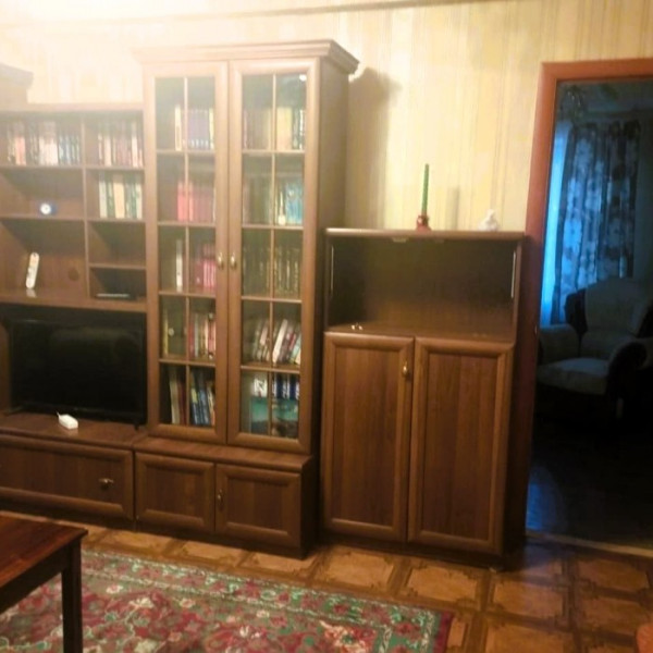 Фото № 6794 Продам 2х комн. квартиру в р-не маг. "Рина"