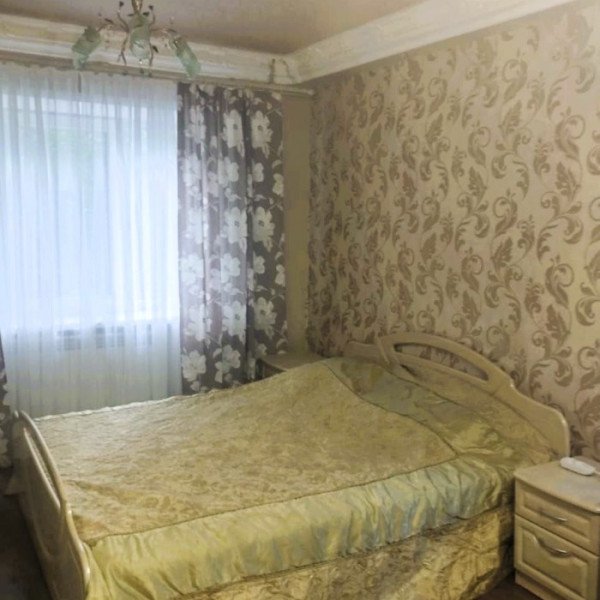 Фото № 6794 Продам 2х комн. квартиру в р-не маг. "Рина"