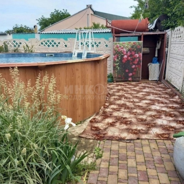 Фото Продам отличный дом в районе Черного кота