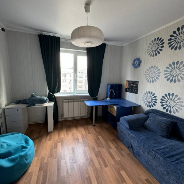 Фото Продам 4-х комнатную кваpтиру ул. Энри Барбюса